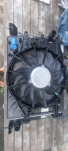 Radiador Argo e Cronos