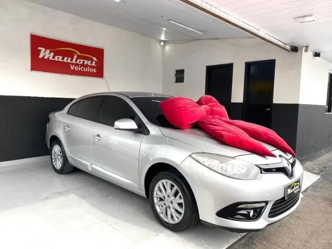 Renault Fluence Sed. Dynamique 2.0 16V Flex Mec. 2015