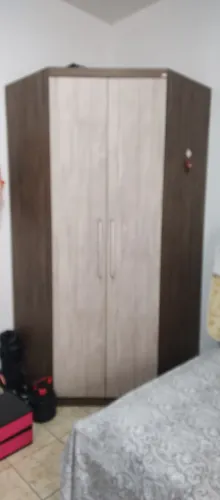 Closet, guarda roupa de canto