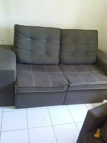 Sofá retrátil de dois lugares