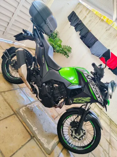 VENDO KAWASAKI VERSYS X-300 | 2024 | 13.000 KM | R$ 31.000 (Único Dono)