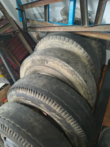 RODAS COM PNEUS 608