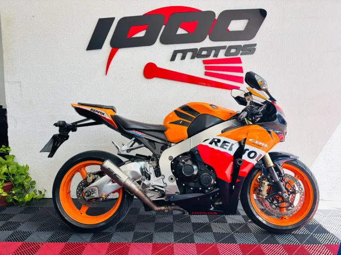 HONDA CBR 1000 RR