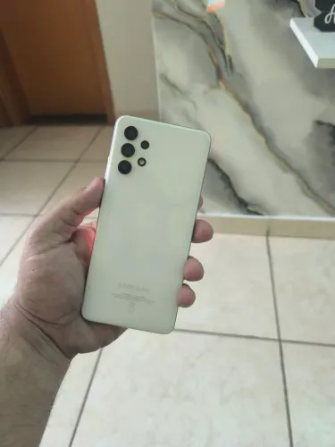 Celular A32