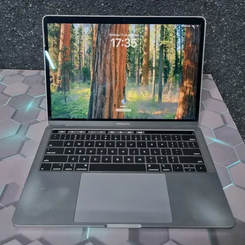 MacBook Pro 2018 Touch Bar