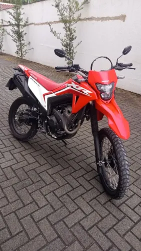 Vendo moto XR 300 tornado