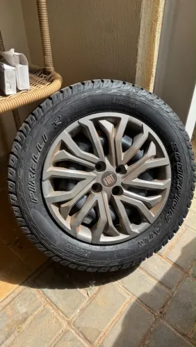 Pneu Pirelli Scorpion 205/60 R15