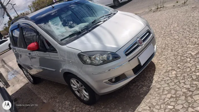 Fiat Idea Essence 1.6 Flex 16V 5P 2014