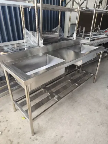 Pia de lavagem pesada em inox com dois bojos, 2,20×0,60×0,90 m
