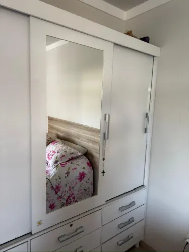 Guarda roupa