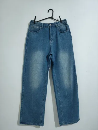 calça reta folgada jeans straight leg mom jeans