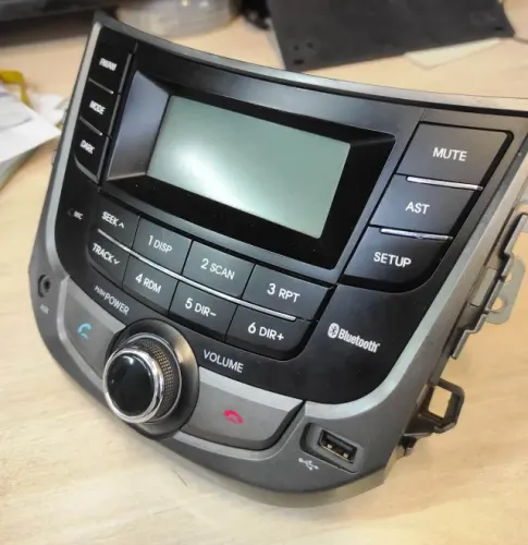 Radio Original HB20 Bluetooth