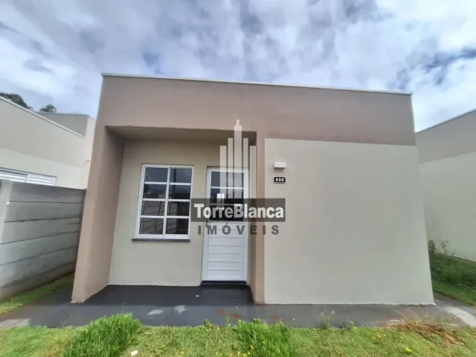 Locação - Casa com 2 quartos, Neves.