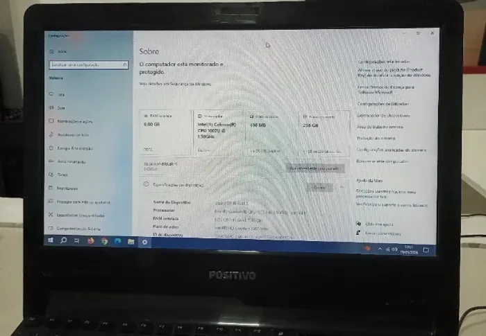 Computador Tudo Em Um (All-In-One) Positivo