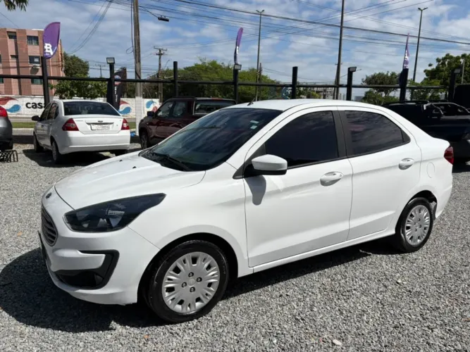 Ford KA 1.5 Sedan SE Plus 12V Flex 4P Mec. 2021