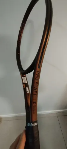RAQUETE DE TÊNIS WILSON PRO STAFF 97 V14 ? L3