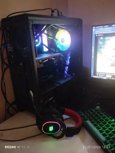 PC GAMER MONSTRO troco por iPhone 13 ou 14 pro com bateria boa