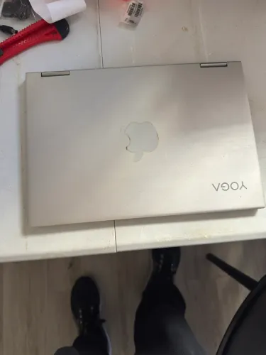 Lenovo Yoga 730-13IKB 2 em 1 | Intel Core i5 | 8GB RAM | SSD 256GB | Tela Touch Full HD