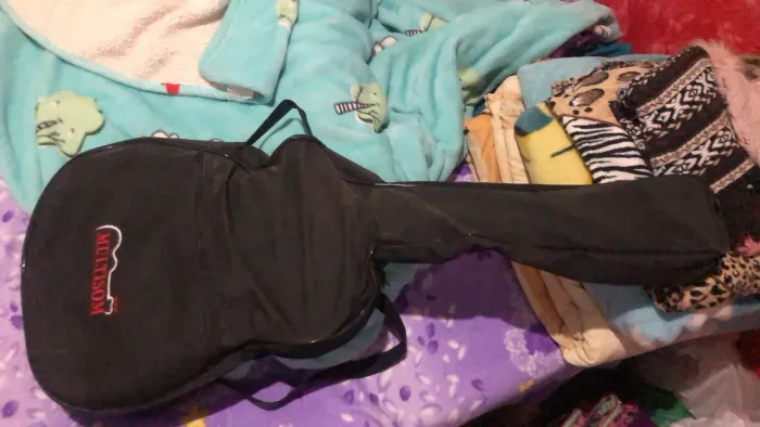 Vendo violão infanto juvenil 