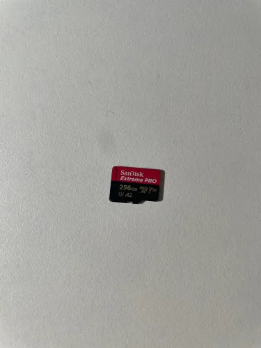 Cartão Micro-SD sandisk extreme pro 256gb