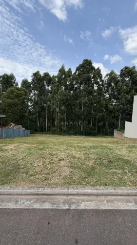 Terreno em loteamento da Cyrela  280 m²