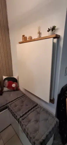 Mesa dobrável de parede