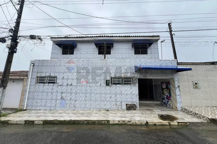 Ponto comercial à venda no Salvador Lyra!