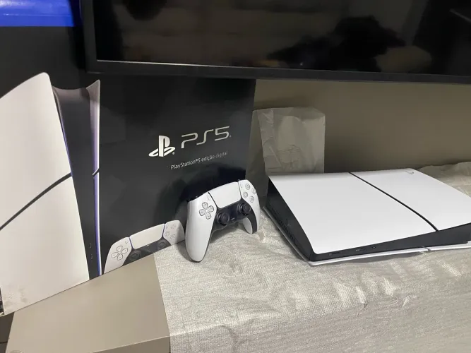 Ps5 novo na caixa, com garantia 825 de memória