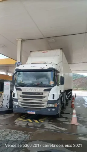 Volvo 370 2014 automático fm