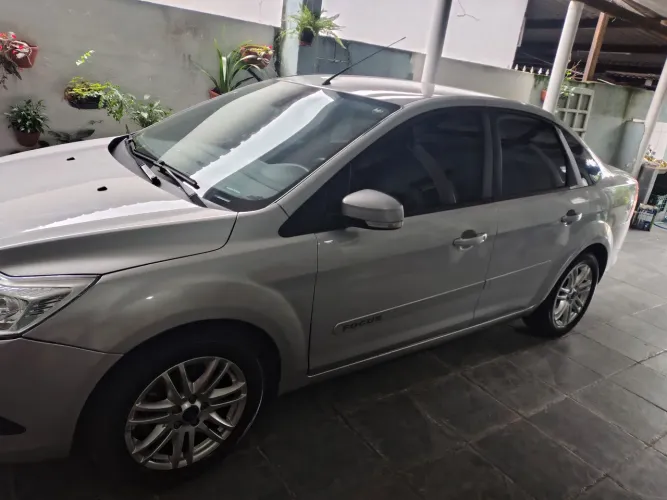 Ford Focus Sedan 2.0 16v/2.0 16V Flex 4P 2013