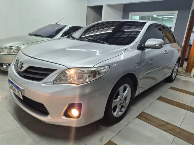 Toyota Corolla XEI 2.0 Flex 16V Aut. 2013