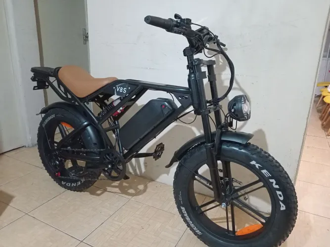 E-BIKE ELETRICA V8S ARO 20 FLAT PNEUS LARGO NOVA 750 WTS FREIOS IDR.SUSP.A AR.