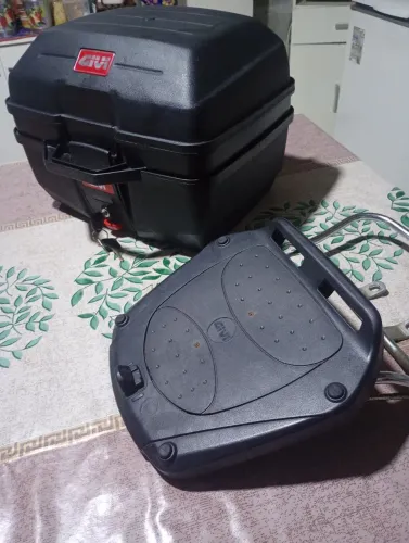 Baú moto give 27 L