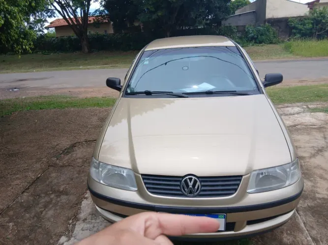 Volkswagen Gol Geração III Plus 1.0 MI 16V Gasolina Mec. 2P 2001
