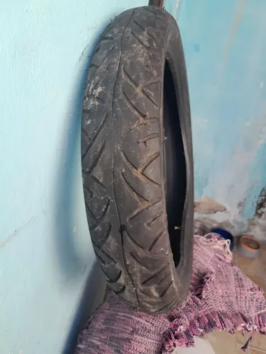 Pneu de moto 17