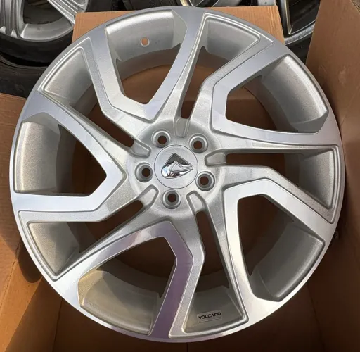 Rodas aro 18 Volcano (5x100)