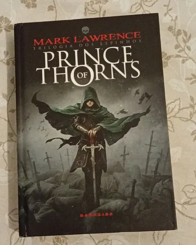 Livro Prince of Thorns - Capa Dura.