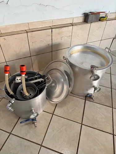 Kit de Panelas e  Utensílios para Fazer Cerveja Artesanal