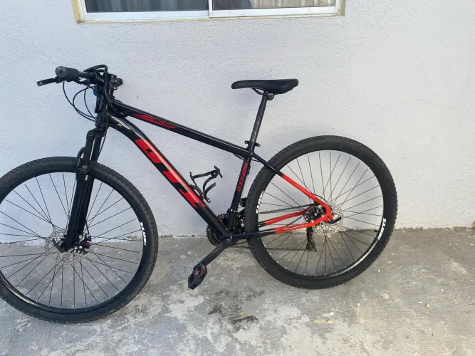 Bike aro 29 Roma gti com NOTA FISCAL e 2 meses de uso.