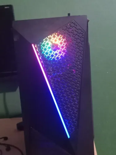 Setup completo PC Gamer de Entrada RGB - FX 8300 - SSD 450GB - Pronto para Uso
