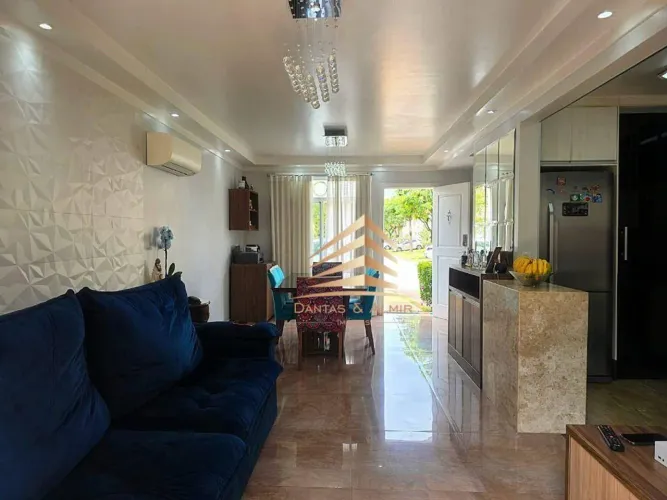 Vendo casa de condomínio fechado próximo ao Bosque Maia