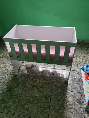 MINI BERÇO QUASE NOVO!