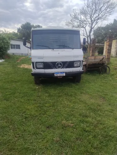 CAMINHÃO 608