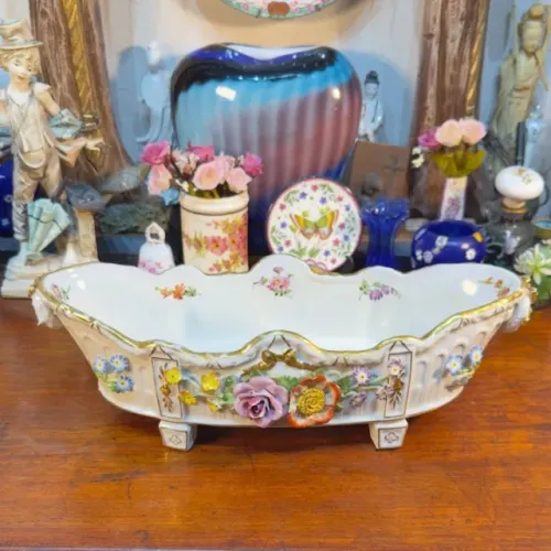 LOREIRA EM PORCELANA ALEMÃ VON SCHIERHOLZ