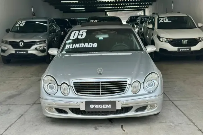 Mercedes-Benz E-320 Avantgarde 2005