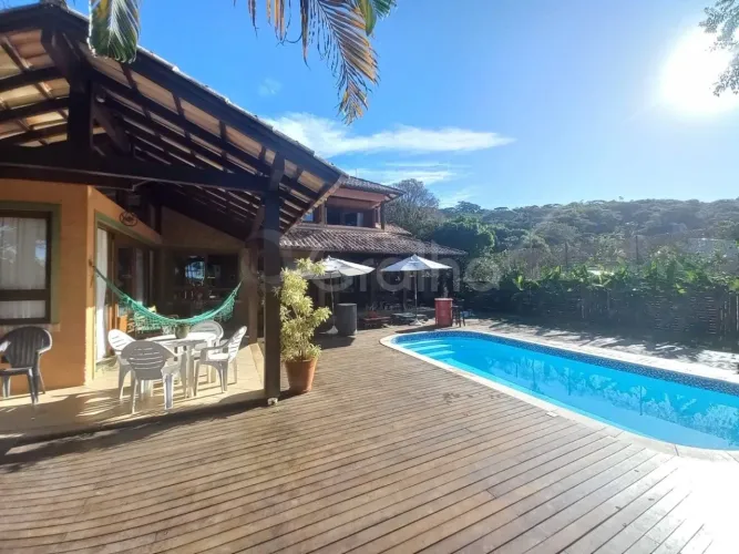 Casa para Venda em Florianópolis, Lagoa Da Conceição, 3 dormitórios, 1 suíte, 4 banheiros,