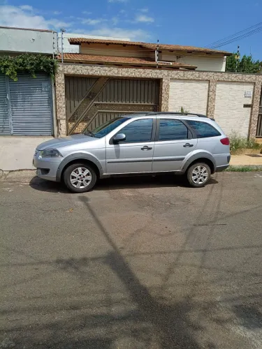 Fiat Palio Weekend Trekking 1.6 Flex 16V 5P 2013