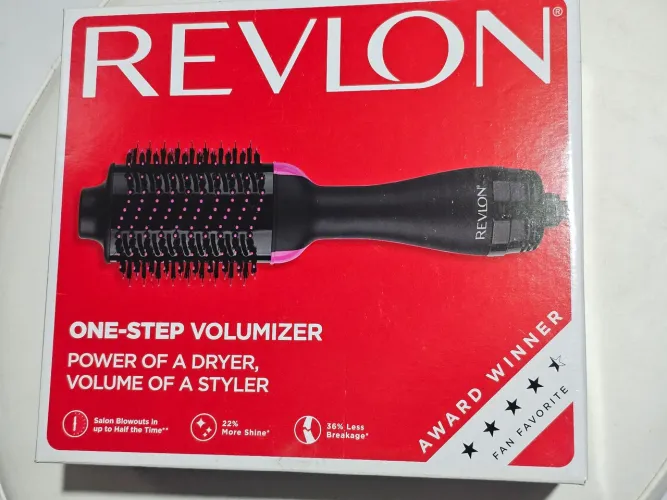 Escova Secadora Revlon Salon One-Step Hair Dryer and Volumizer