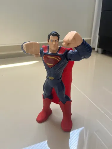 Boneco Super Man