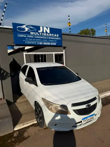 Chevrolet Onix JOY Hatch 1.0 8V Flex Mec. 4P 2017